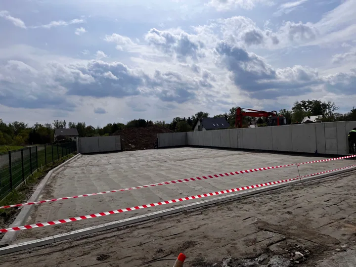 Przygotowana płyta — etap prac — TRONKS